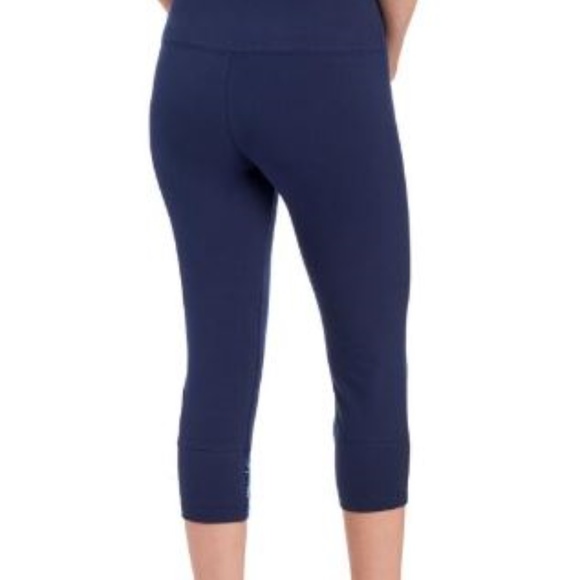 Suave Embroidered Tummy Control Capri 